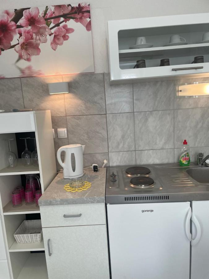 Apartmani Isabella - Ilda Radonic ييلسا المظهر الخارجي الصورة