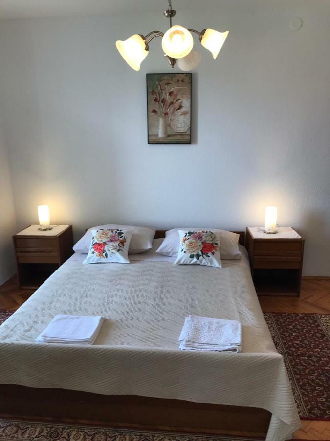 Apartmani Isabella - Ilda Radonic ييلسا المظهر الخارجي الصورة